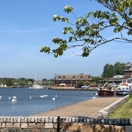 Swan View, Oulton Broad Apartamento Lowestoft Exterior foto