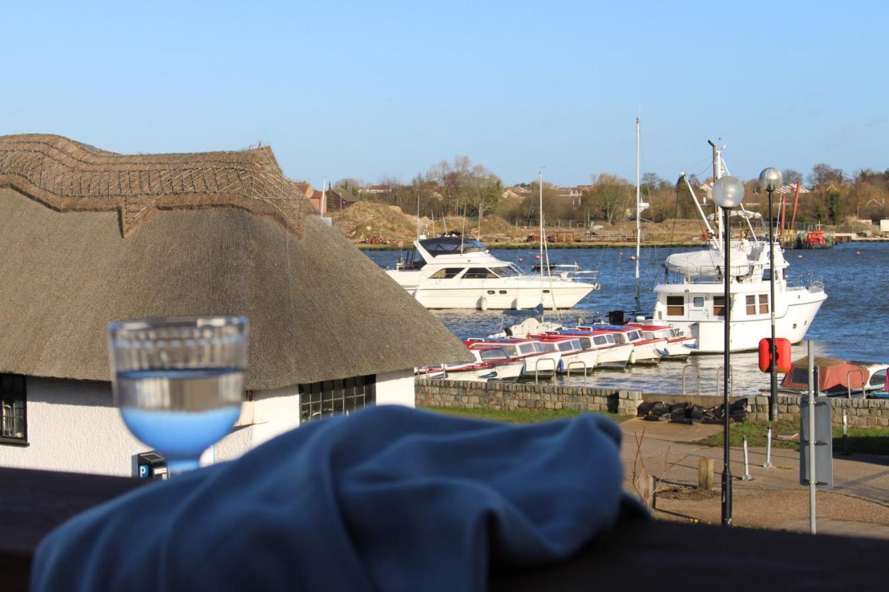 Swan View, Oulton Broad