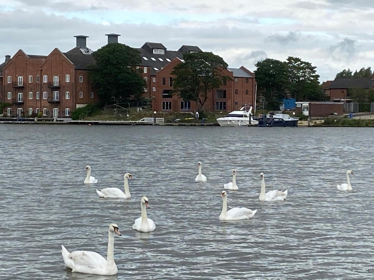 Swan View, Oulton Broad Lowestoft